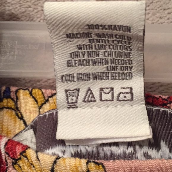 American Rag Floral Print Pants - Picture 5 of 5